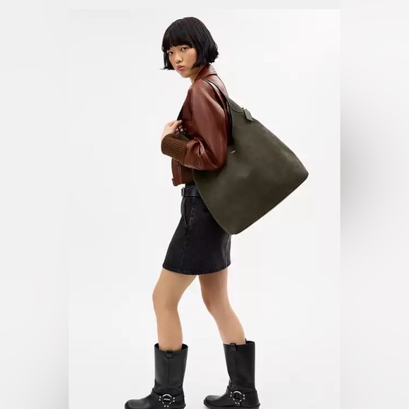 NWT Authentic COACH Brooklyn 39 Shoulder Bag in Olive Suede - Picture 10 of 10